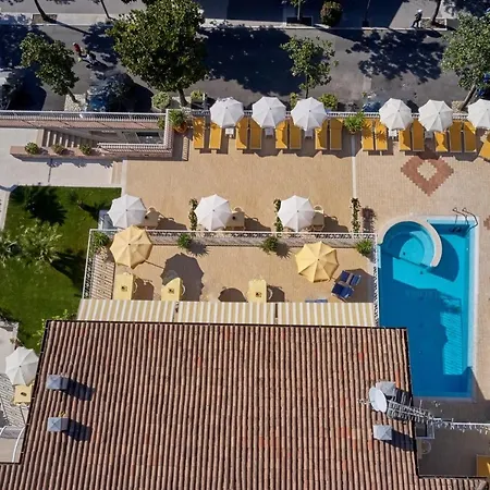 La Cioca Apartmanhotel Malcesine