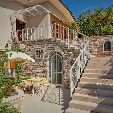 Aparthotel La Cioca
