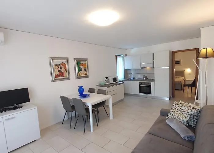 La Cioca Aparthotel 4*