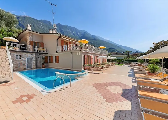 מלון דירות La Cioca מאלצ'סינה